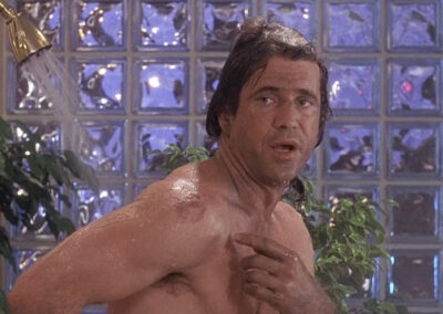 Glass block in the movie Bird on a Wire (1990)