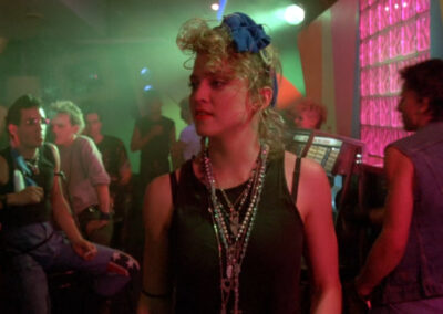 Glass block at the club scene in Desperately Seeking Susan (1985)