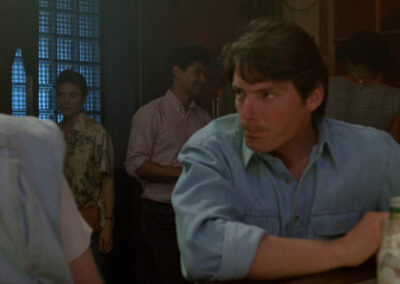 Glass block in the dive bar scene from Street Smart (1987) starring Christopher Reeve as a reporter and Morgan Freeman as a pimp