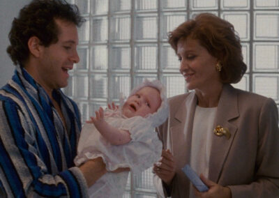 Glass block in Three Men and a Baby (1987)