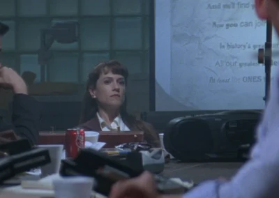 Copycat (1995) glass block at the police station