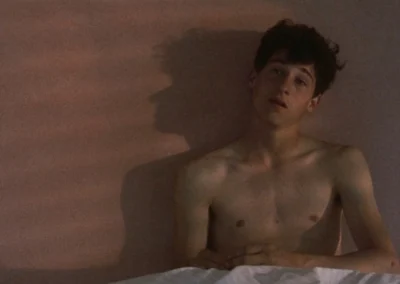 Glass block in Loverboy (1989)